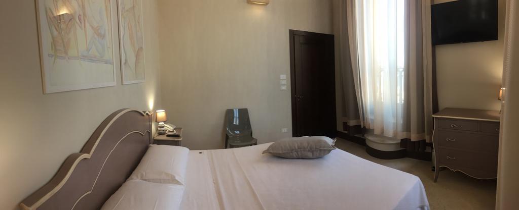 Suite Porta Terra Gallipoli Exterior photo