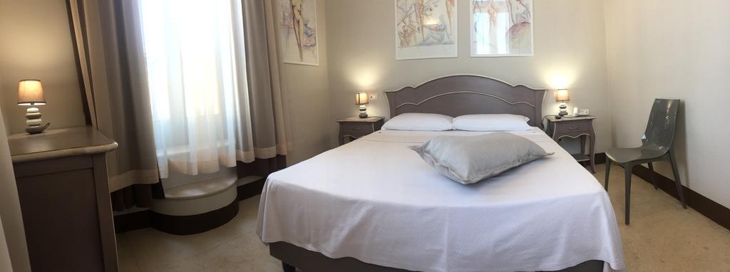 Suite Porta Terra Gallipoli Exterior photo